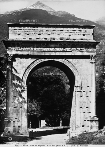 ADA-F-032527-0000 - L'Arco di Augusto a Susa - Data dello scatto: 1930 ca. - Archivi Alinari, Firenze