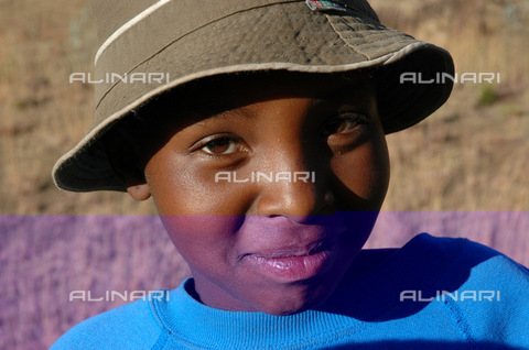 APN-F-026802-0000 - Lesotho 2004  Rural . A young girl. childrenGraeme Williams/South - South Photographs / Africamediaonline/Archivi Alinari, Firenze