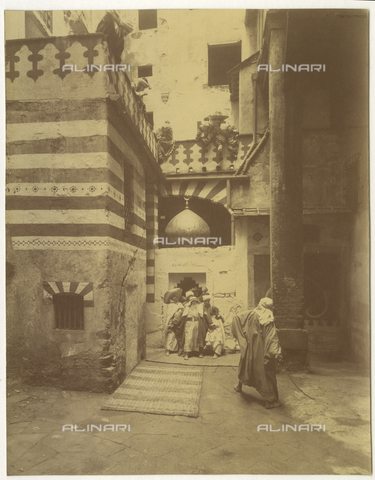 ARC-F-000219-0000 - "Arab Scenes", people in Arab costume photographed during carnival celebrations in the area of the Mercato Vecchio and the old Ghetto, Florence - Date of photography: 1886 - Alinari Archives, Florence