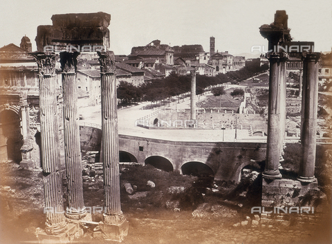 AVQ-A-000089-0043 - Photographic pictures of Rome: scorcio del Foro Romano dal Tabularium - Data dello scatto: 1862 - Archivi Alinari, Firenze