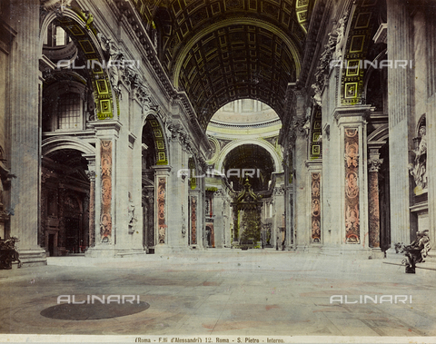 AVQ-A-000111-0002 - "Italie - Rome - Mars 1904"; interno della Basilica di San Pietro, Città del Vaticano - Data dello scatto: 1880-1890 - Archivi Alinari, Firenze