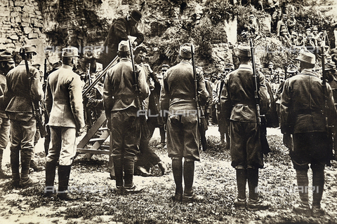 AVQ-A-000133-0010 - Cesare Battisti, just moments before his capital execution. - Date of photography: 12/07/1916 - Alinari Archives, Florence