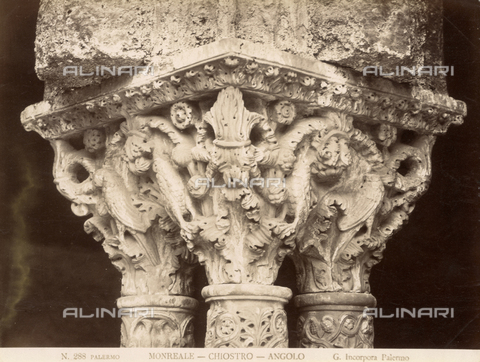 AVQ-A-000424-0077 - Capitello del chiostro del Duomo di Monreale - Data dello scatto: 1880 ca. - Archivi Alinari, Firenze