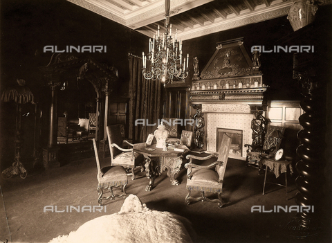 AVQ-A-000443-0015 - Salottino di Villa Zina, ex Villa Giulia a Bellagio, sul Lago di Como - Data dello scatto: 1915 ca. - Archivi Alinari, Firenze