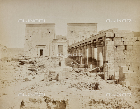 AVQ-A-000523-0066 - Entrance to the great temple of Isis in Philae, Egypt - Date of photography: 1880 - 1890 - Alinari Archives, Florence