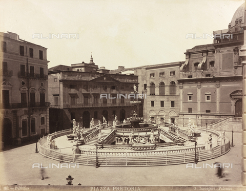 AVQ-A-000570-0018 - La Fontana Pretoria, in Piazza Pretoria a Palermo - Data dello scatto: 1880-1890 - Archivi Alinari, Firenze