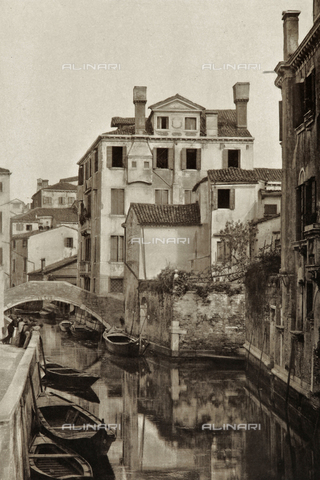 AVQ-A-001272-0084 - Veduta animata di Rio San Felice a Venezia - Data dello scatto: 1890-1895 - Archivi Alinari, Firenze