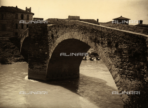 AVQ-A-001520-0028 - Cannara - Data dello scatto: 1927 - Archivi Alinari, Firenze