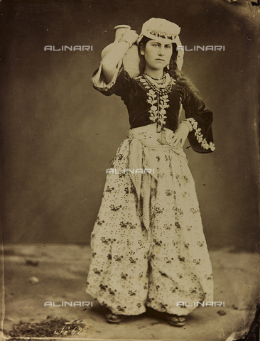 AVQ-A-001581-0036 - Album " Damas et Baalbek ": Young Syrian woman in traditional clothes - Date of photography: 1880 ca. - Alinari Archives, Florence