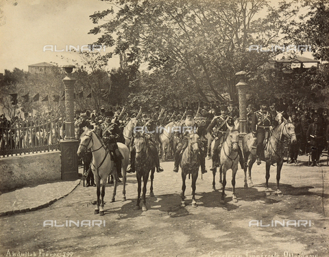 AVQ-A-001826-0029 - "Souvenir de Costantinople": la cavalleria imperiale ottomana - Data dello scatto: 1860-1890 ca. - Archivi Alinari, Firenze