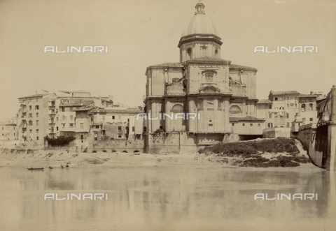 AVQ-A-002219-0024 - "Vedute del Tevere in Roma prima della sua sistemazione: dal ponte di San Giovanni dei Fiorentini alla Mola dei Fiorentini, sponda sinistra": la Chiesa di San Giovanni Battista dei Fiorentini nel rione Ponte - Data dello scatto: 1887 - Archivi Alinari, Firenze