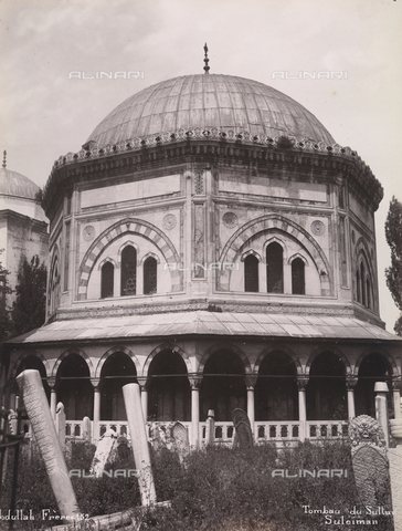 AVQ-A-002783-0026 - Tomba nella Moschea Suleymaniye Camii di Istanbul - Data dello scatto: 1870 ca. - Archivi Alinari, Firenze