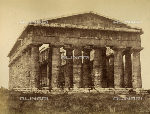 AVQ-A-002966-0116 - Il tempio di Nettuno a Paestum - Data dello scatto: 1854-1863 ca. - Archivi Alinari, Firenze