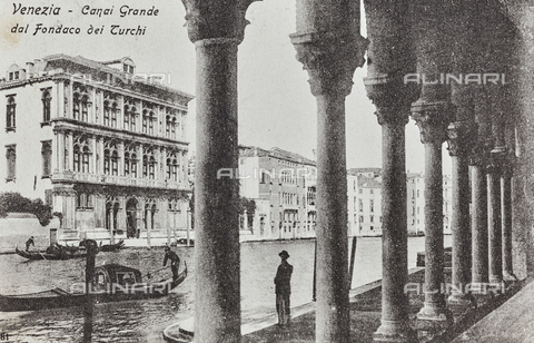 AVQ-A-003227-0073 - "Venezia - Canal Grande dal Fondaco dei Turchi" - Data dello scatto: 1900-1910 - Archivi Alinari, Firenze