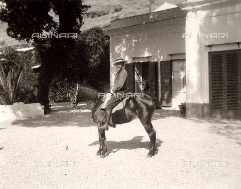 AVQ-A-003698-0004 - Portrait, in profile, of a man in the saddle at the farm "Lo Zucco" in Sicily, property of Roberto Luigi Filippo d'Orleans - Date of photography: 1900 - Alinari Archives, Florence