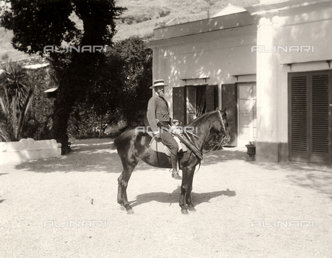 AVQ-A-003698-0005 - Portrait, in profile, of a man mounted on a horse at the farm "Lo Zucco" in Sicily, property of Roberto Luigi Filippo d'Orleans - Date of photography: 1900 - Alinari Archives, Florence