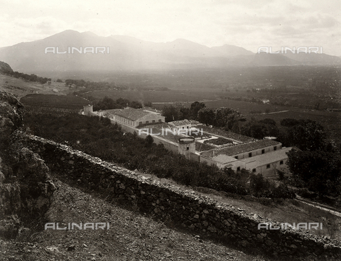 AVQ-A-003698-0052 - Building complex of the farm "Lo Zucco" in Sicily, property of Roberto Luigi Filippo d'Orleans - Date of photography: 1900 - Alinari Archives, Florence