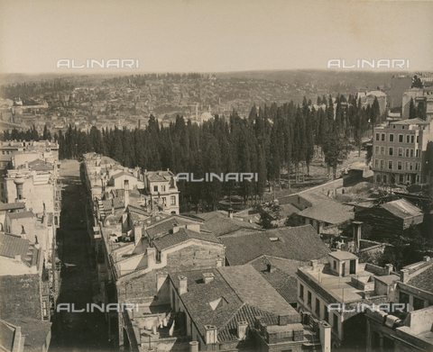 AVQ-A-003848-0042 - "Souvenirs d'Orient": panorama della città di Costantinopoli - Data dello scatto: 1871 - Archivi Alinari, Firenze
