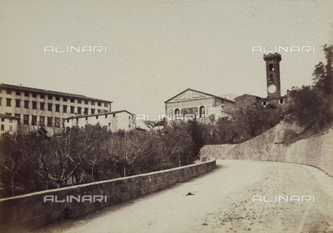 AVQ-A-003862-0080 - Il campanile del Duomo di Fiesole visto da via Frà Giovanni Angelico - Data dello scatto: 1865 ca. - Archivi Alinari, Firenze