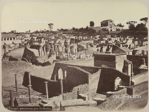 AVQ-A-004117-0050 - Panorama dell'Area Archeologica di Pompei - Data dello scatto: 1865 ca. - Archivi Alinari, Firenze
