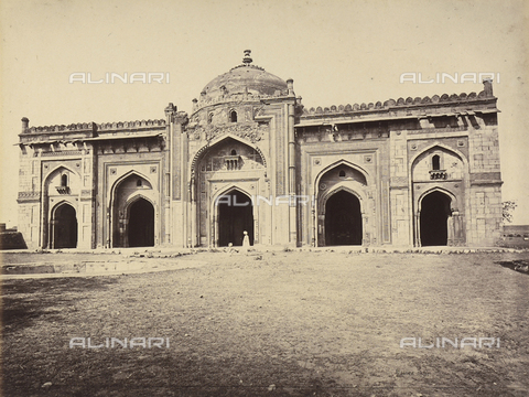 AVQ-A-004121-0044 - Una grande moschea di Delhi, in India - Data dello scatto: 1863-1870 ca. - Archivi Alinari, Firenze