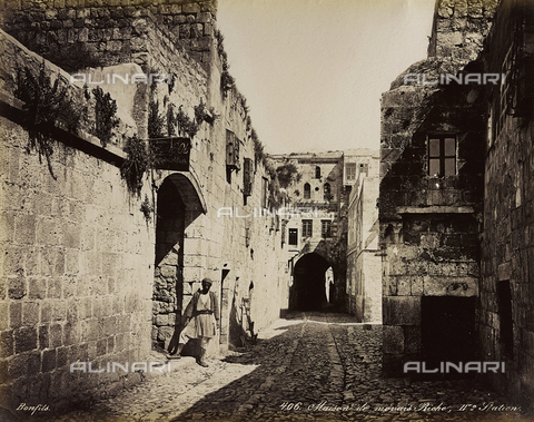 AVQ-A-004884-0035 - Album "Palestine 1887": the house of the wicked rich at the Fourth Station of the Via Dolorosa, Jerusalem - Date of photography: 1887 - Alinari Archives, Florence