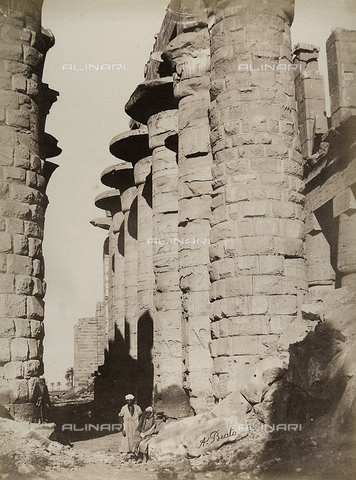 BAQ-A-001543-0077 - Karnak, Colonnato del Grande Tempio di Amon-Ra - Data dello scatto: 1870 ca. - Archivi Alinari, Firenze