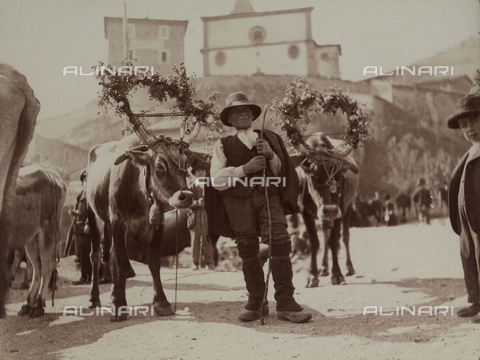 BAQ-F-001313-0000 - Festa di Sant'Antonio da Padova a Scanno - Data dello scatto: 1910 - Archivi Alinari, Firenze