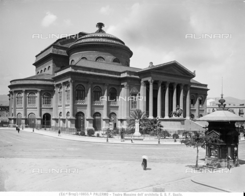 BGA-F-10855A-0000 - Il Teatro Massimo a Palermo - Data dello scatto: 1900 ca. - Archivi Alinari, Firenze