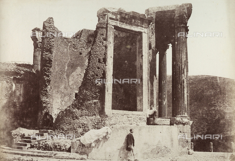 BPC-F-000929-0000 - Tempio della Sibilla a Tivoli - Data dello scatto: 1853 ca. - Archivi Alinari, Firenze