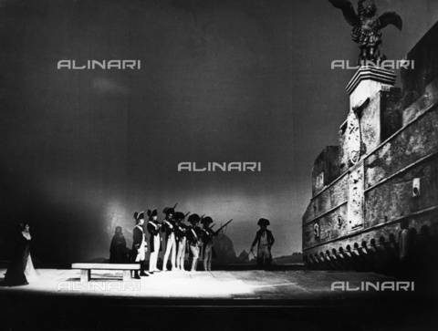 BPK-S-AA7000-1836 - Una scena dell'opera lirica "La Tosca" di Giacomo Puccini al Deutsche Oper di Berlino nel 1969 - Willi Saeger / BPK/Archivi Alinari