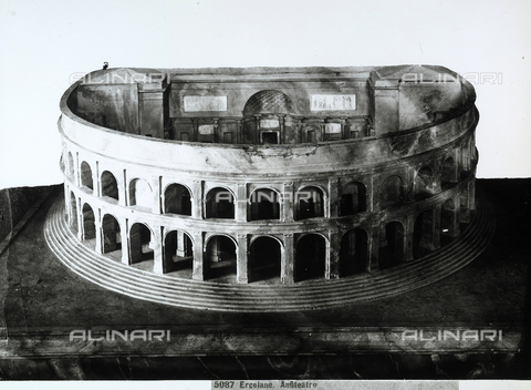 CGA-F-005087-0000 - Model of the Roman Theatre in Ercolano, Naples - Date of photography: 1890 - 1900 ca. - Alinari Archives, Florence