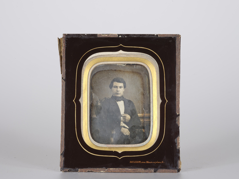 DVQ-F-000339-0000 - Ritratto di giovane uomo - Data dello scatto: 1855 ca. - Archivi Alinari, Firenze
