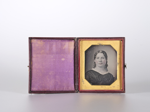 DVQ-F-000728-0000 - Ritratto femminile - Data dello scatto: 1845 ca. - Archivi Alinari, Firenze