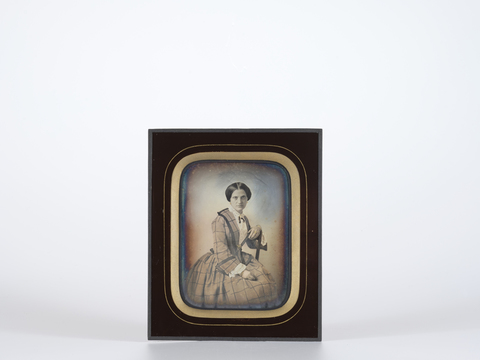 DVQ-F-002513-0000 - Ritratto femminile - Data dello scatto: 1850 ca. - Archivi Alinari, Firenze