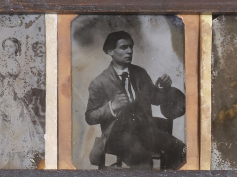 DVQ-S-001835-0014 - Ritratto maschile seduto con bastone e cappello in mano - Data dello scatto: 1860 ca. - Archivi Alinari, Firenze