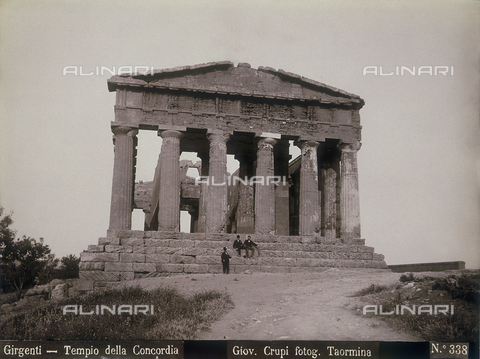 FBQ-F-006896-0000 - Tempio della Concordia ad Agrigento - Data dello scatto: 1880-1890 - Archivi Alinari, Firenze