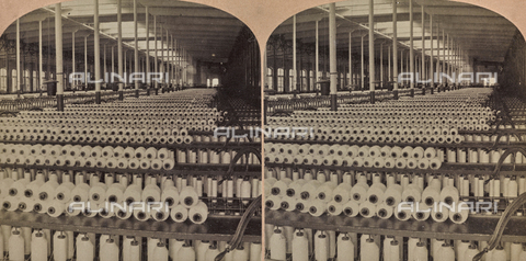 FCC-F-025148-0000 - Interno di una fabbrica di cotone a Fall River nel Massachusetts. Immagine stereoscopica - Data dello scatto: 1903 - Archivi Alinari, Firenze