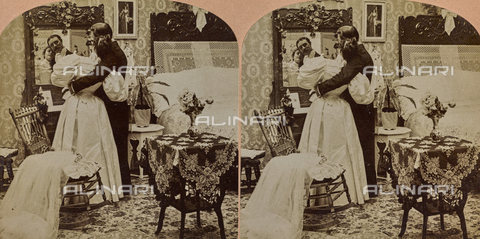 FCC-F-025386-0000 - Coppia di fidanzati allo specchio. Immagine stereoscopica - Data dello scatto: 1897 - Archivi Alinari, Firenze