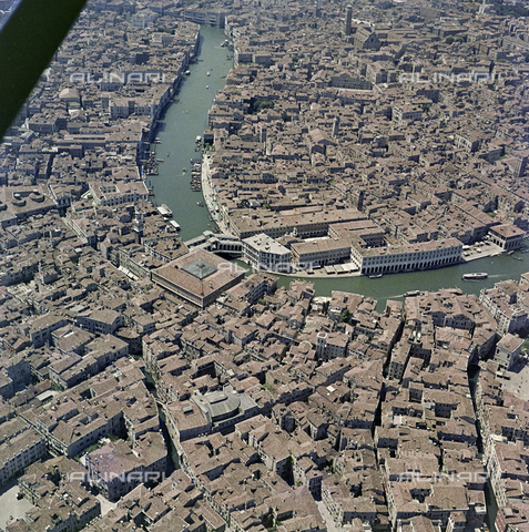 FVA-S-256000-0189 - Veduta aerea di Venezia - Data dello scatto: 1950 ca. - Archivi Alinari, Firenze