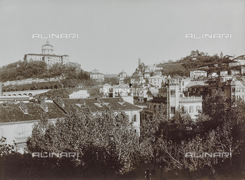 FVQ-F-000023-0000 - View of the hill with the Convent of the Capuchins, Turin - Date of photography: 05/11/1922 - Alinari Archives, Florence