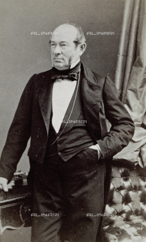 FVQ-F-027671-0000 - Three-quarter length portrait of the famous Austrian composer Johann Strauss the Younger in elegant Nineteenth century attire - Date of photography: 1880 ca. - Alinari Archives, Florence