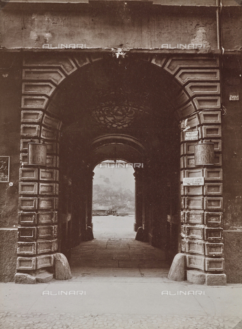 FVQ-F-029856-0000 - Hall in Via Monte di Pieta in Turin - Date of photography: 1930 ca. - Alinari Archives, Florence