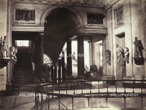 FVQ-F-158737-0000 - Musei Vaticani, particolare, Stato della Città del Vaticano, Roma - Data dello scatto: 1865 ca. - Archivi Alinari, Firenze