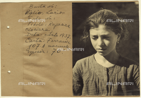 FVQ-F-169901-0000 - Ragazza ciociara - Data dello scatto: 1937 - Archivi Alinari, Firenze