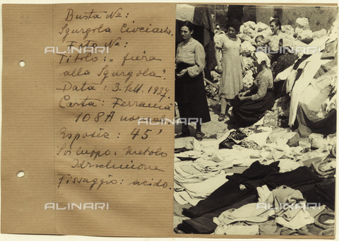 FVQ-F-169956-0000 - Fiera alla Sgurgola, in Ciociaria - Data dello scatto: 03/09/1937 - Archivi Alinari, Firenze