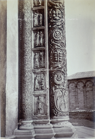 FVQ-F-192018-0000 - Pisa. Il Duomo. Dettaglio della Porta principale n. 2 - Data dello scatto: 1855 ca. - Archivi Alinari, Firenze