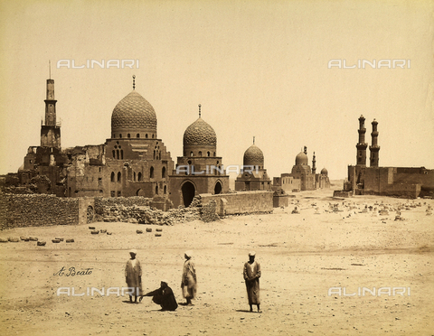 FVQ-F-206706-0000 - Le tombe dei Califfi al Cairo in Egitto - Data dello scatto: 1870-1880 - Archivi Alinari, Firenze