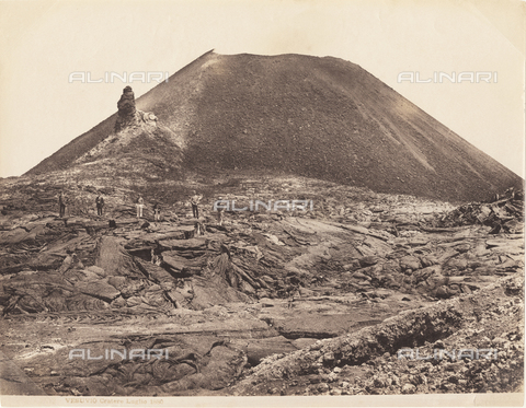 FVQ-F-217221-0000 - Cratere del Vesuvio - Data dello scatto: 1880 ca. - Archivi Alinari, Firenze