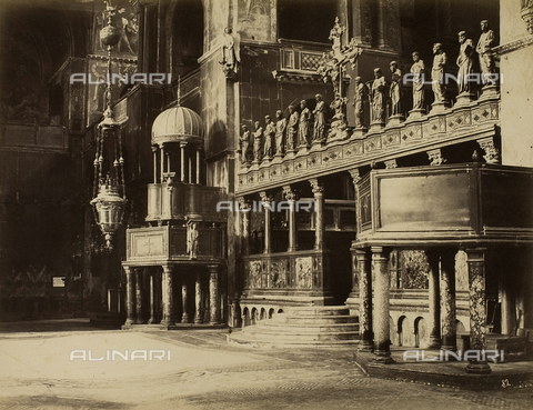 FVQ-F-221163-0000 - Interno della Basilica di San Marco a Venezia - Data dello scatto: 1865-1875 - Archivi Alinari, Firenze